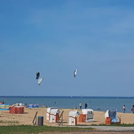 Vier-winde-villa Mit Schwimmbad